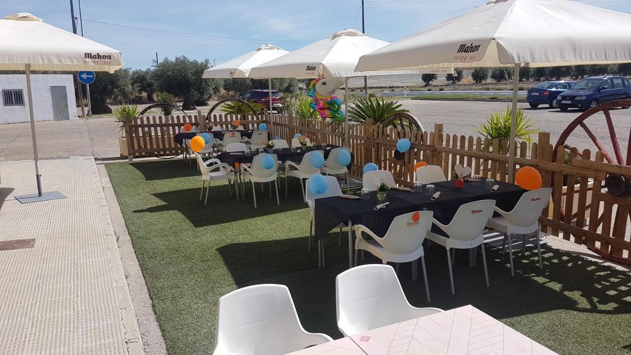 Hostal Los Batallones Torrejon de Velasco Exterior foto